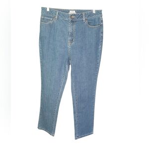L.L. Bean Blue Straight Leg Jeans Classic Style